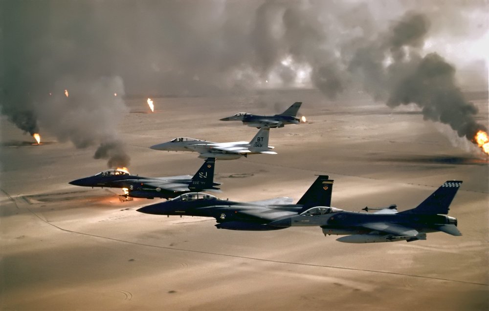 Gulf-War-F-16s.thumb.jpg.fb4536041a22fe826749a56f4ab66a4f.jpg